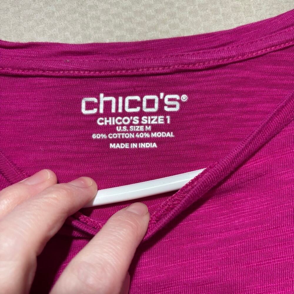 Chico's Magenta Berry Top Size 1 US M Button 3/4 Sleeve Swing Tunic Cotton Modal - Picture 4 of 9
